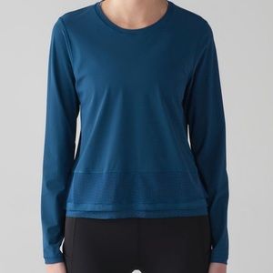 Lululemon blue top like new